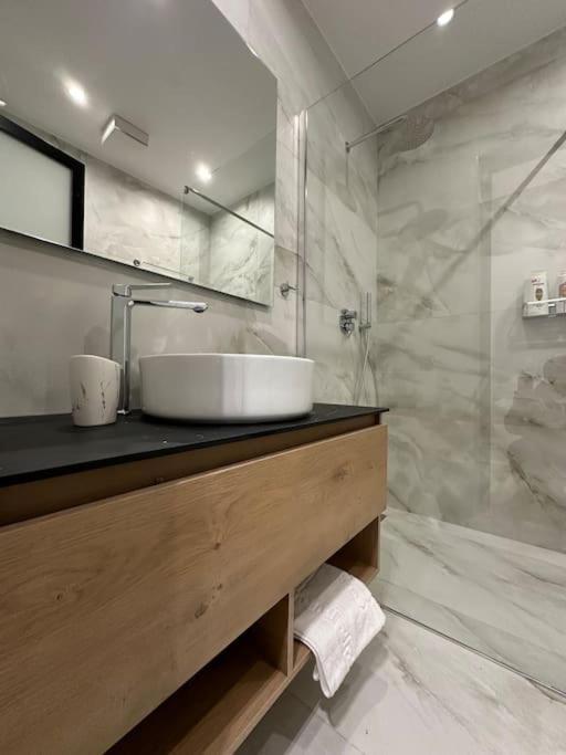 Elegant Studio - Tirana City Center Εξωτερικό φωτογραφία